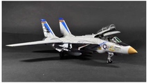 アカデミー1/72 アメリカ空軍 F-14A トムキャット 組立塗装済完成品_画像1