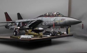 Art hand Auction 1/32 アメリカ海軍 F-14A トムキャット 組立塗装済完成品, プラモデル, 航空機, 完成品