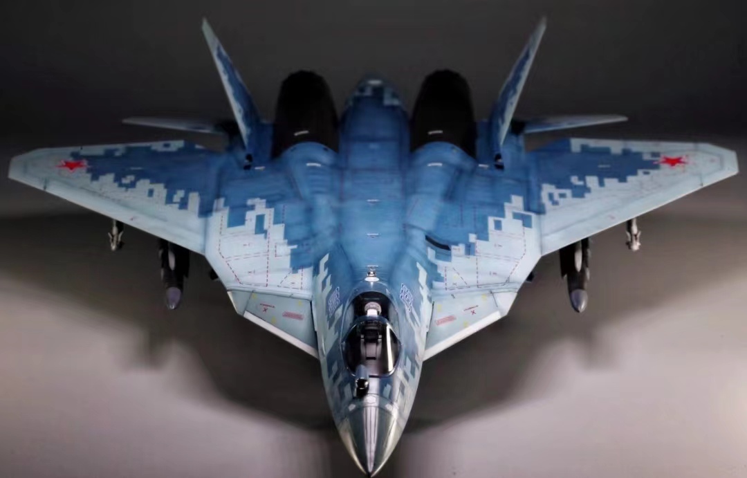 ZVEZDA 1/48 रूसी वायु सेना Su-57 चित्रित तैयार उत्पाद, प्लास्टिक मॉडल, हवाई जहाज, तैयार उत्पाद