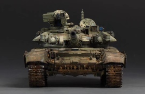 Art hand Auction 1/35 Tanque de batalla principal T-90 del ejército ruso ensamblado y pintado producto terminado, modelo de plastico, tanque, vehículo militar, Producto terminado