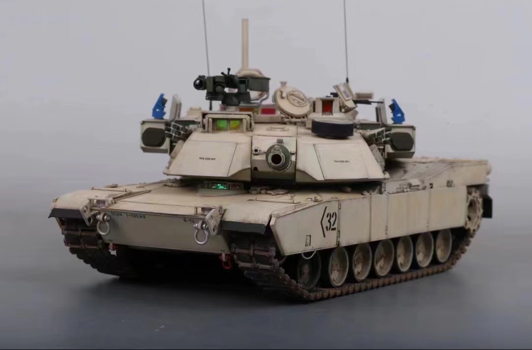 Основной боевой танк M1A2 Abrams SEP V3 армии США в 1/35 собран и окрашен готовое изделие., пластиковая модель, бак, военный автомобиль, Готовый продукт