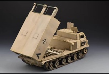 1/35 アメリカ M270/A1 MLRS 多連装ロケットシステム 組立塗装済完成品_画像7