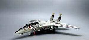 1/72 アメリカ海軍 F-14D トムキャット 組立塗装済完成品