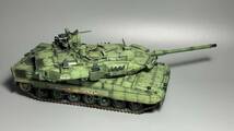 1/35 レオパルト2A8 主力戦車 組立塗装済完成品_画像9