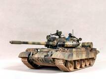 タコム 1/35 ロシア陸軍 T-55AM 主力戦車 組立塗装済完成品 _画像5