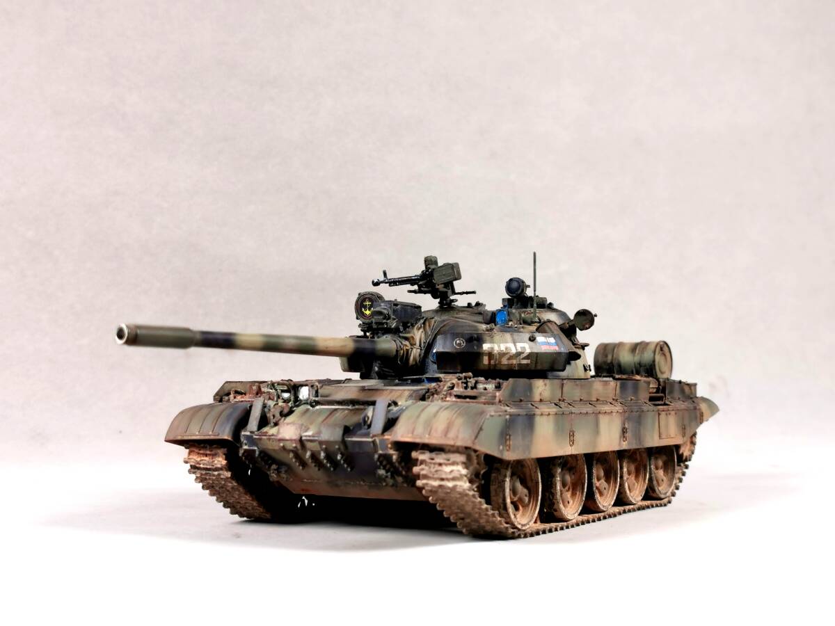 タコム 1/35 ロシア陸軍 T-55AM 主力戦車 組立塗装済完成品, プラモデル, 戦車, 軍用車両, 完成品