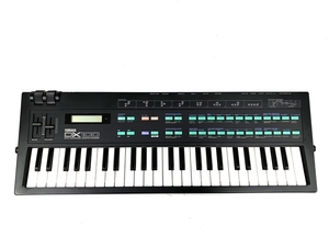 YAMAHA DX100 シンセサイザー 電子ピアノ キーボード 音響機材 ヤマハ 中古 O8631886