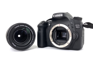 Canon EOS 70D DS126411 EF-S 18-135 IS STM デジタル 一眼カメラ レンズキット 中古 Y8620759