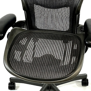【動作保証】 Herman Miller ハーマンミラー Aeron Chair アーロンチェア オフィスチェア ゲーミングチェア 家具 椅子 中古 楽 T8703417の画像3