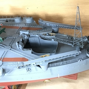 【引取限定】ウィングクラブ 1/144 スケール 戦艦大和 模型 大日本帝国海軍 BIGスケール 塗装済み完成品 中古 良好 直 F8606291の画像6