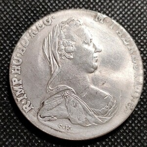 3019　オーストリア　マリア・テレジア　約45mm　海外古銭　アンティーク銀貨　コイン