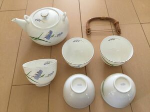 新品 未使用 創陶 急須 湯呑 セット 花 日本 レトロ 茶器揃い 陶器 季節 茶会 稽古 和服 和装 Japan 土産 食器