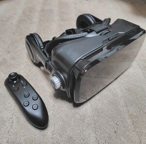 VRゴーグル と リモコン　ELECOM製