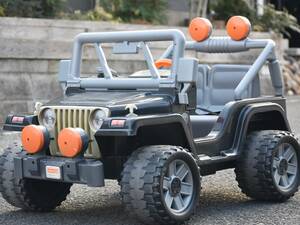 Jeep ジープ ラングラー　 乗用玩具 電動乗用 子供 乗れるおもちゃ 　電動カー 　貸し切りログハウスやキャンプ場の常設遊具に最適！　