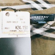 【未使用 タグ付き】BURBERRY LONDON バーバリー ロンドン 半袖Tシャツ サイズ5 無地 ロゴ グリーン 緑 チェック Tシャツ トップス A-10_画像7