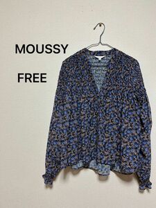 MOUSSY マウジー 長袖 シャツブルーブラックローズブラウス 小花柄シアーシースルーシャーリング総柄レディースシフォンＶネック