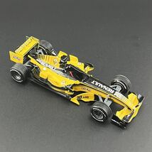 ［自作完成品］1/43 ルノーR26 30ANS Silverstone 2007 タメオのキットを製作_画像4