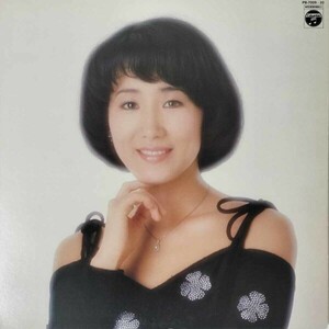 36579 伊東ゆかりのすべて / ゴールデン・スター・デラックス ※1枚レコード欠品 *ジャンク