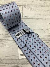 新品ミチコロンドン日本製ネクタイ 　シルク100%お買い得サービス　サックスベースの綺麗な小柄_画像3