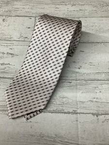 新品訳あり処分　日本製ネクタイ かわいい淡いピンク　シルク100%お買い得サービス　薄い芯使用
