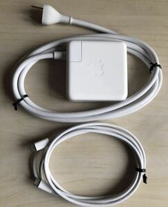 Apple 純正 USB-C電源アダプタ61W A1718 ケーブル 付き 動作は確認済み