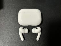 Apple MagSafe充電ケース(USB-C)付き Airpods Pro(第2世代) / MTJV3J/A ＆ ケース付き_画像2