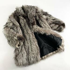 c10-15《最高級毛皮》 SAGA FOX サガフォックス 銀サガ シルバーフォックス フォックスコート セミロングコート 毛皮コート 袖斜め段縞 11