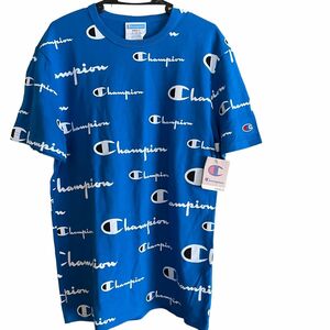 【新品】チャンピオン　総柄　ロゴtシャツ プルオーバー 英字　ブルー系　男女兼用　ヘリテージ　　champion 半袖 Tシャツ