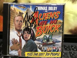 （T）トーマス・ドルビー　Thomas Dolby★Aliens Ate My Buick サイン入り