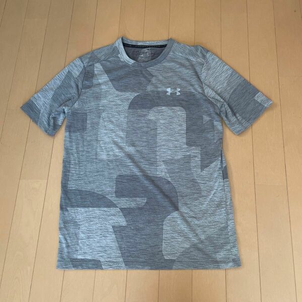 UNDER ARMOUR Tシャツ SM