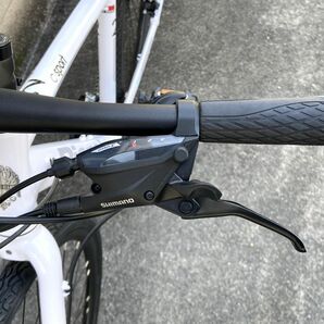 【D557】手渡し限定 美品 ビアンキ Bianchi クロスバイク C-SPORT2 サイズ43 2020年 スタンドセット 自転車 bの画像4