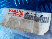 HS6●〇（12）1点のみ純正部品新品未使用　YAMAHAヤマハ　SRX600　マフラーステー（1JK-21487-00）　　5-11/30（ま）_画像3