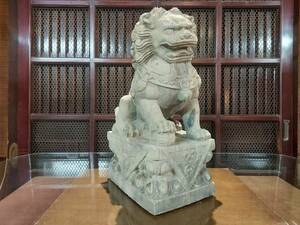 K08-0327　美術彫刻 狛犬 獅子座 置物 石彫刻 明治期