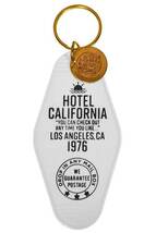 ホテル カリフォルニア キーホルダー ホワイト プラスチック製 HOTLE CALIFORNIA ロサンゼルス モーテル ホテル キーホルダー_画像1
