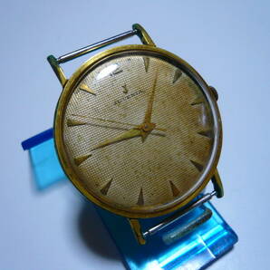★アンティーク JUVENIA 手巻き メンズ時計 SWISS製 ギョーシェ彫の画像4
