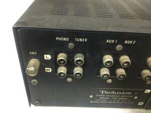 テクニクスアンプ　SU3000 古いものです　電源入ります　音も出ます　接触不良あります　