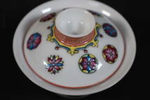 【和】(8937)　中国古玩　唐物　色絵粉彩花文茶碗　蓋付碗　景徳鎮_画像4