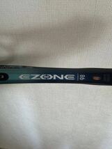 現行品 YONEX Ezone 98 2022年モデル　テニスラケット 97-T10 昨年購入テストのみ　超美品！_画像3