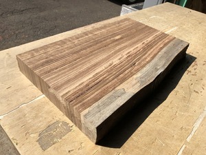 送料無料！！【S473E】ベリ 472×～283×48～50㎜ 板材 乾燥材 木工 DIY 材木 天然木 無垢材 《銘木すずめや》