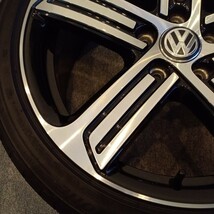 【ガリ傷無し美品】VW フォルクスワーゲン GOLF 7R 7.5R 純正18インチホイール（5G0601025BK）、POTENZA S001タイヤ付き1本のみ（4/4本目）_画像5