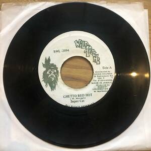 ★ super cat ★ ghetto red hot / wild apache 中古 レゲエ ダンスホール 7インチ