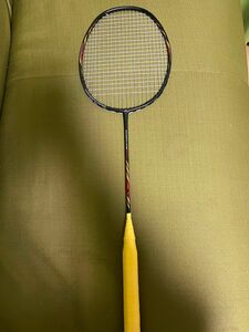 YONEX NABOFLARE800 ヒビあり 