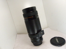 ニコン　AF　NIKKOR 　75－300㎜F4.5－5.6マクロ　三脚座付_画像2