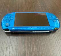 H#5520 【ジャンク1円出品】 SONY PSP-3000 本体 ブルー ソフト1枚付 動作未確認 ソニー プレイステーションポータブル_画像2