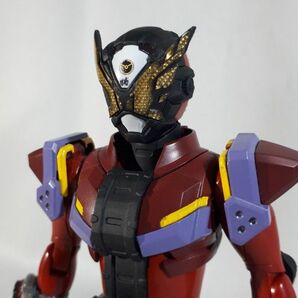 仮面ライダーゲイツ　仮面ライダージオウ　 バンダイ プラモデル　フィギュアライズスタンダード　塗装済み完成品