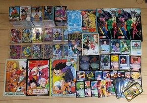 ドラゴンボールカードシリーズ　約1000枚（内キラ約200枚）ダス　スラムダンクハンターハンタージャンボアマダヒーローズ等入り説明文必読