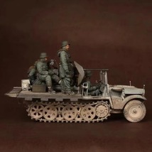 樹脂 模型 大戦 フィギュア 兵士 5体セット 1/35 ミリタリー 陸軍 戦車 樹脂 未塗装 未組み立て 外国兵 ジオラマ レジン 車なし G185_画像2