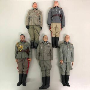 ⑤現状品　ミリタリー　軍人　フィギュア５体　衣装　小物　まとめ　ドイツ軍　軍服　ドラゴン　21st century toys　など