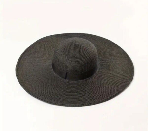 黒 ハット 夏オシャレ帽子 新品!未使用ベージュハット 夏オシャレ ツバ13cm おまけ付き 数回使用