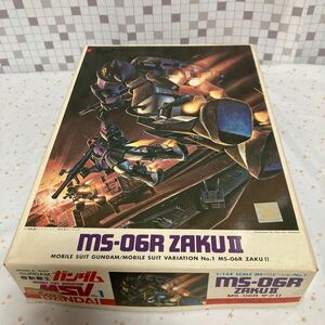 tgi バンダイ BANDAI 機動戦士ガンダム ガンプラ 当時物 旧キット バーコード無し 1/144 MSV MS-06R ザクⅡ